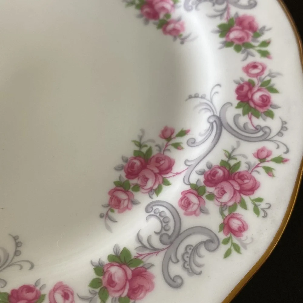MCM Royal Osborne Elegant White Bone China Tea Cup & Saucer & Plate Set! - Picture 3 of 8